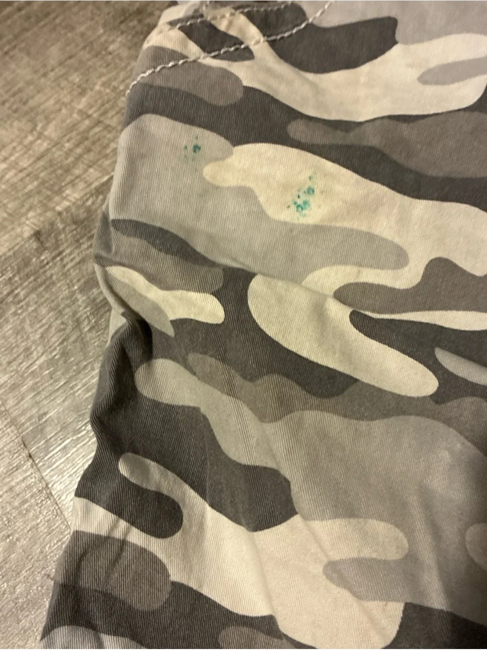 Rock Revival Arctic Camo Gray Cargo Shorts SZ 42 Vintage Pre Owned Used Rare
